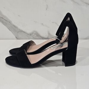 Steve Madden Joarrson Black Girl's open toe Heels Size 1